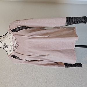 Venus - Hooded Sweater